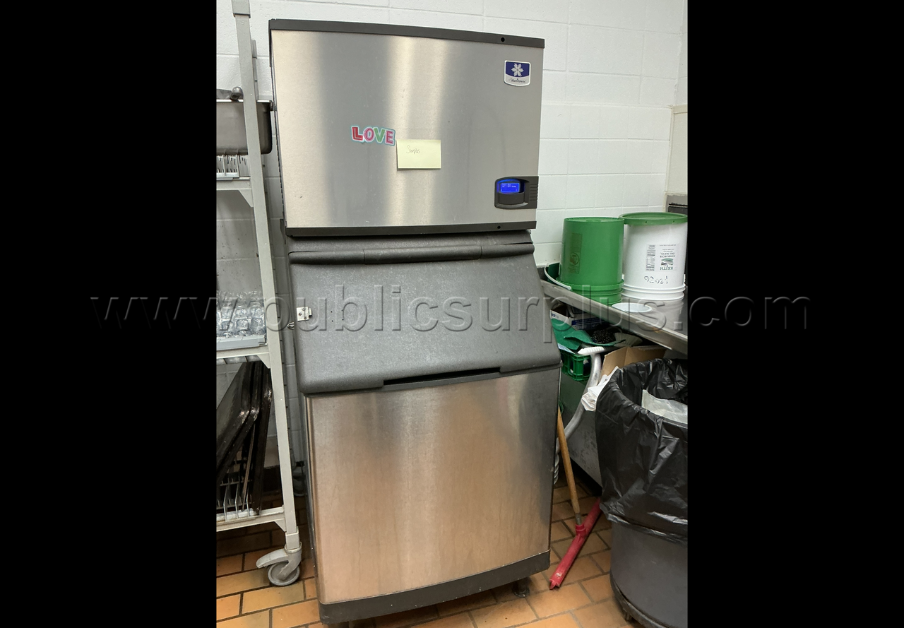 Ice Maker — photo 1