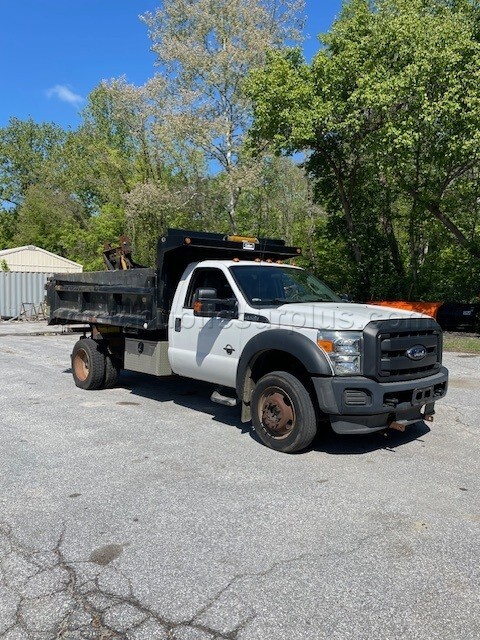 #410 2015 Ford F-550 — photo 1