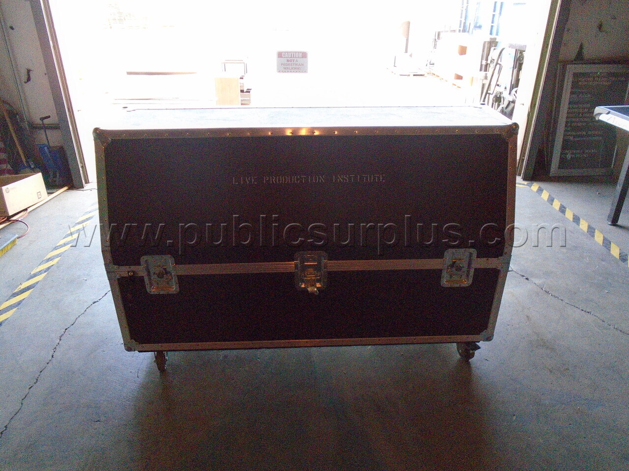 LIVE PRODUCTIOn INSTIUTE BLACK BOX — photo 1