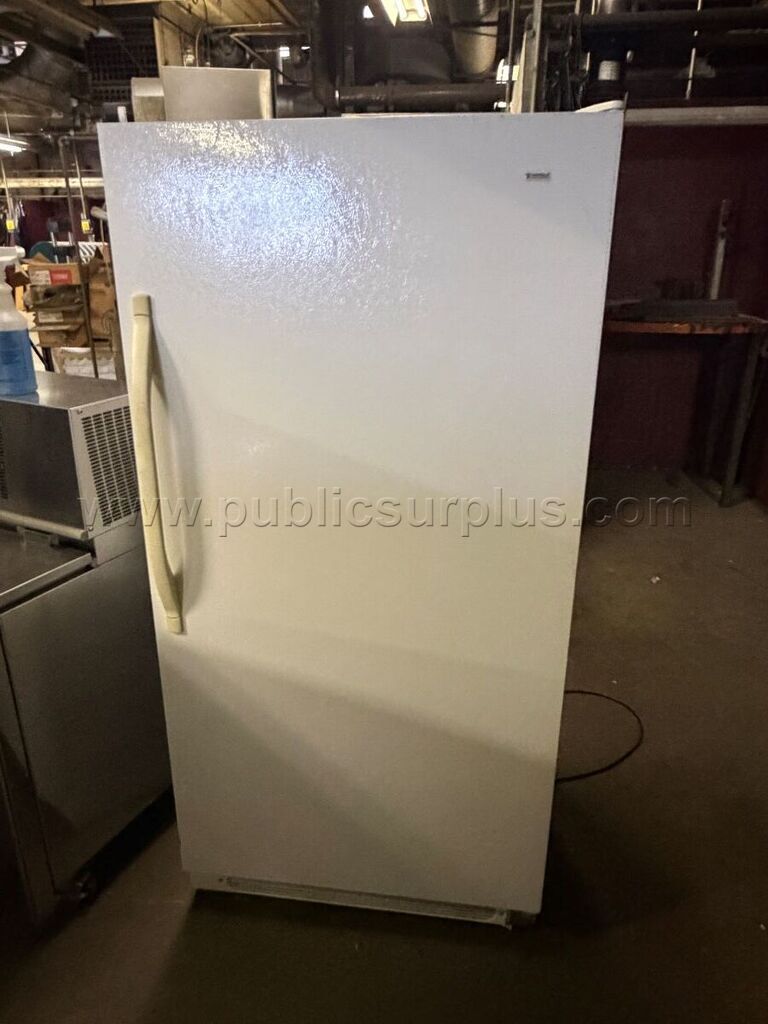 Single Door Refrigerator — photo 1