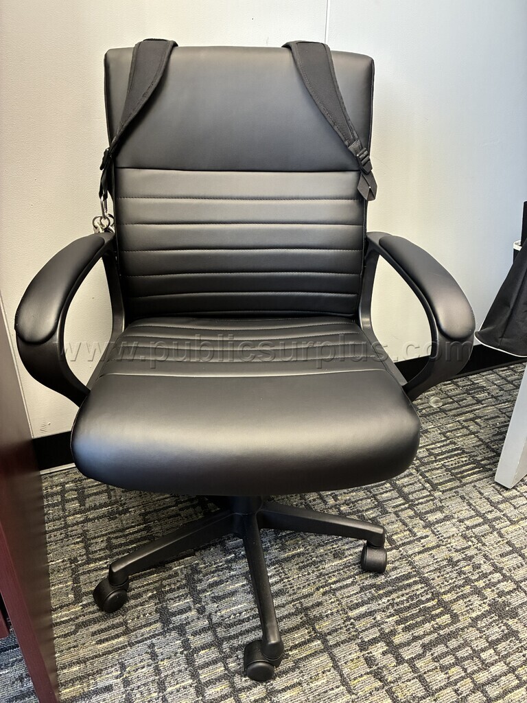 Office Chair — photo 1
