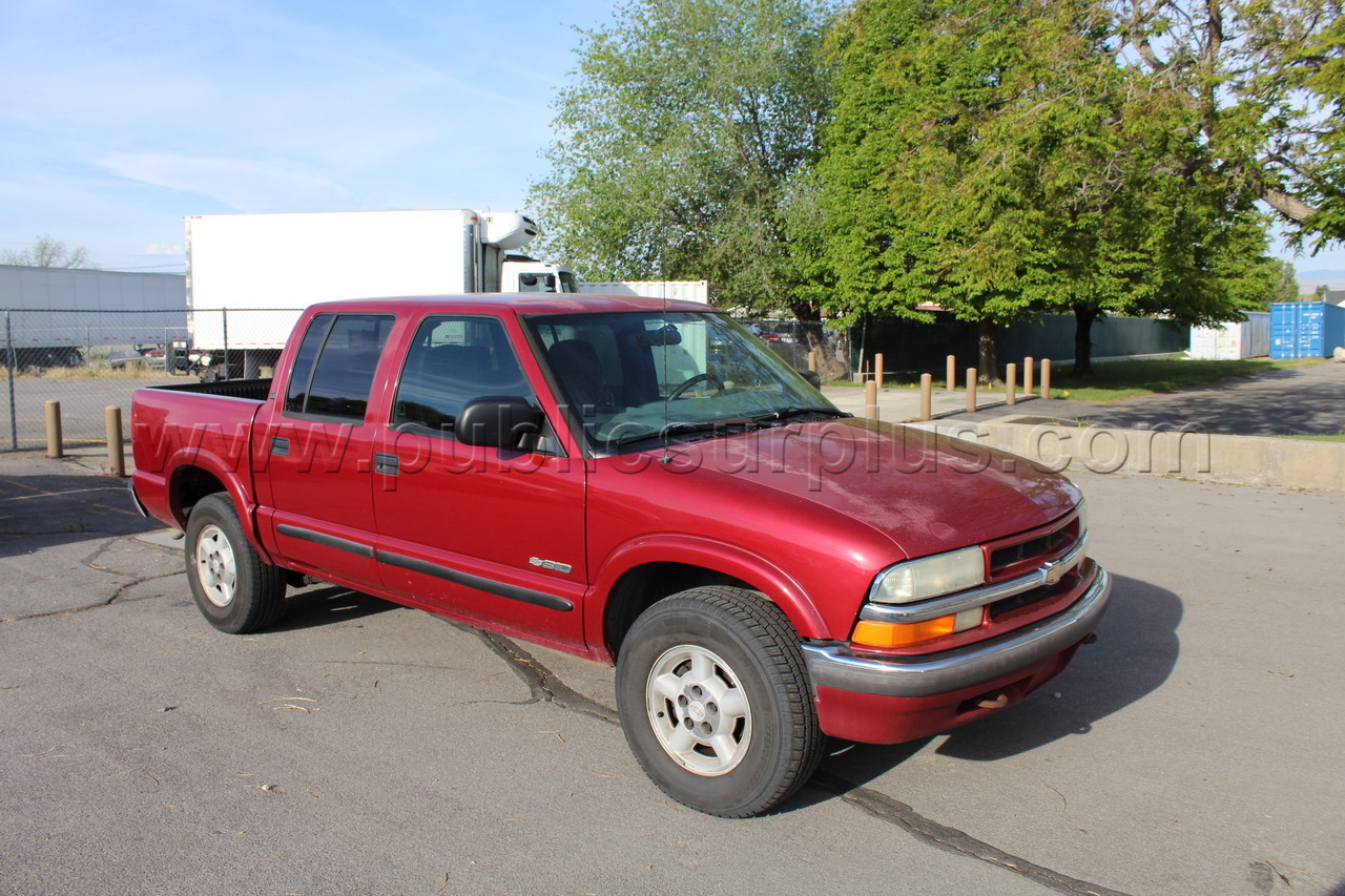 2001 chevy s10 ~6285~ — photo 1