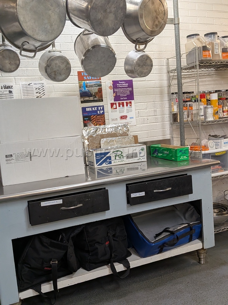 Stainless Top Work Table With Pan Rack — photo 1
