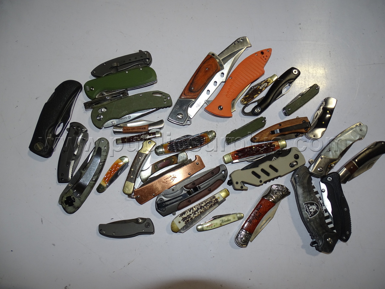Assorted Knives - Shipping Fee $20 — photo 1