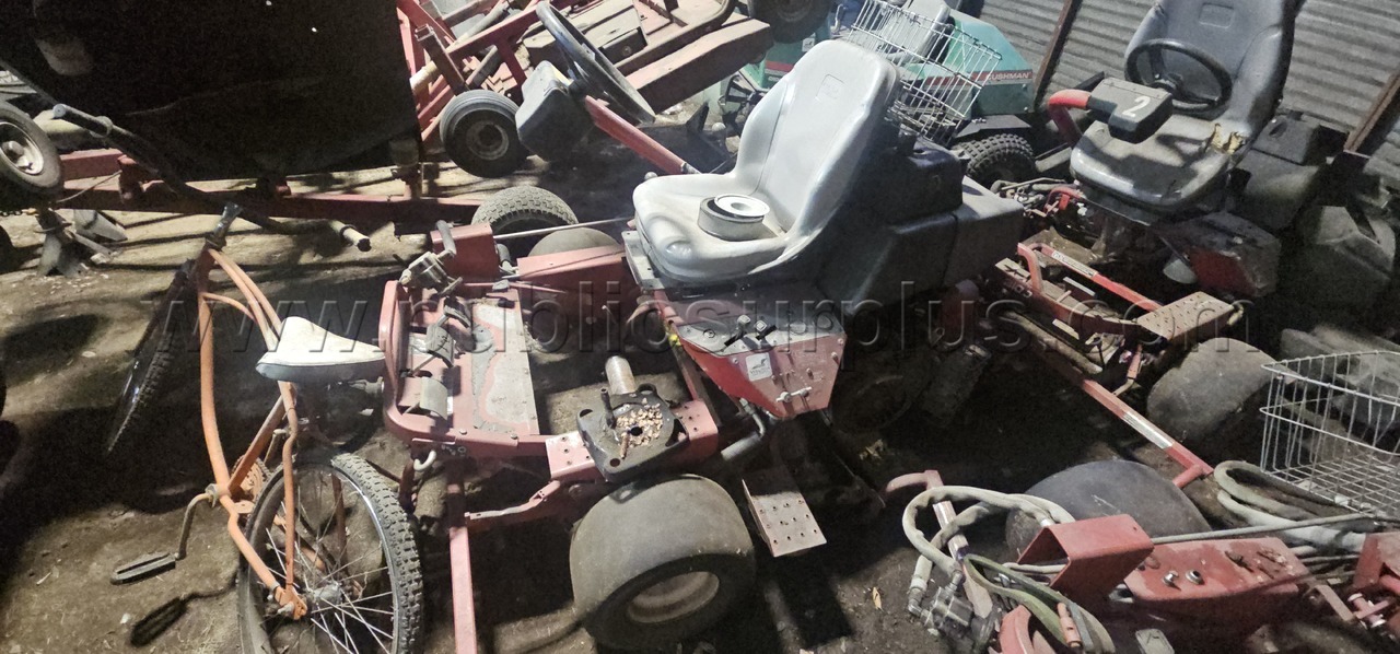 2006 Toro GreenMaster 3100-Parts — photo 1