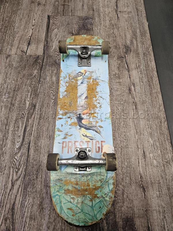 PRESTIGE SKATEBOARD — photo 1