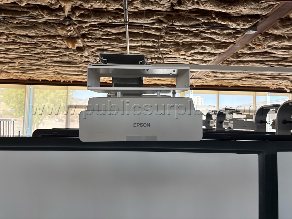 Promethean Mobile Cart with Epson EB-720 — photo 1
