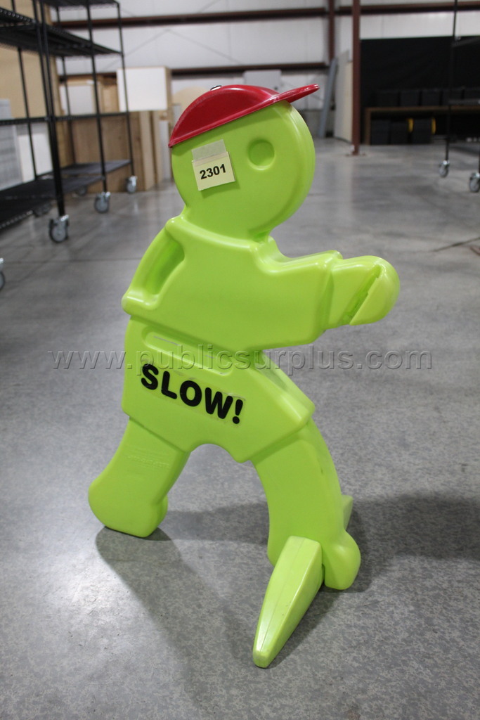 school slow sign ~2301~ — photo 1