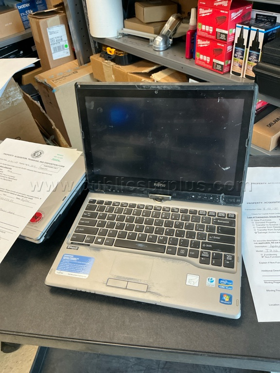 FUJITSU LAPTOP — photo 1