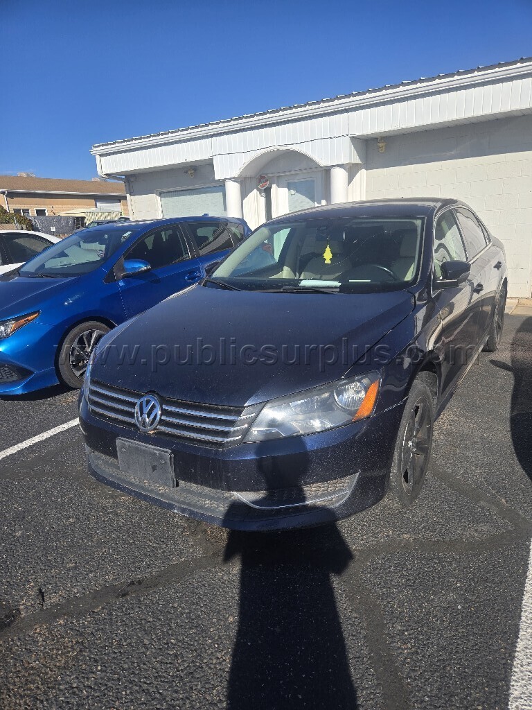 2015 Volkswagen Passat — photo 1