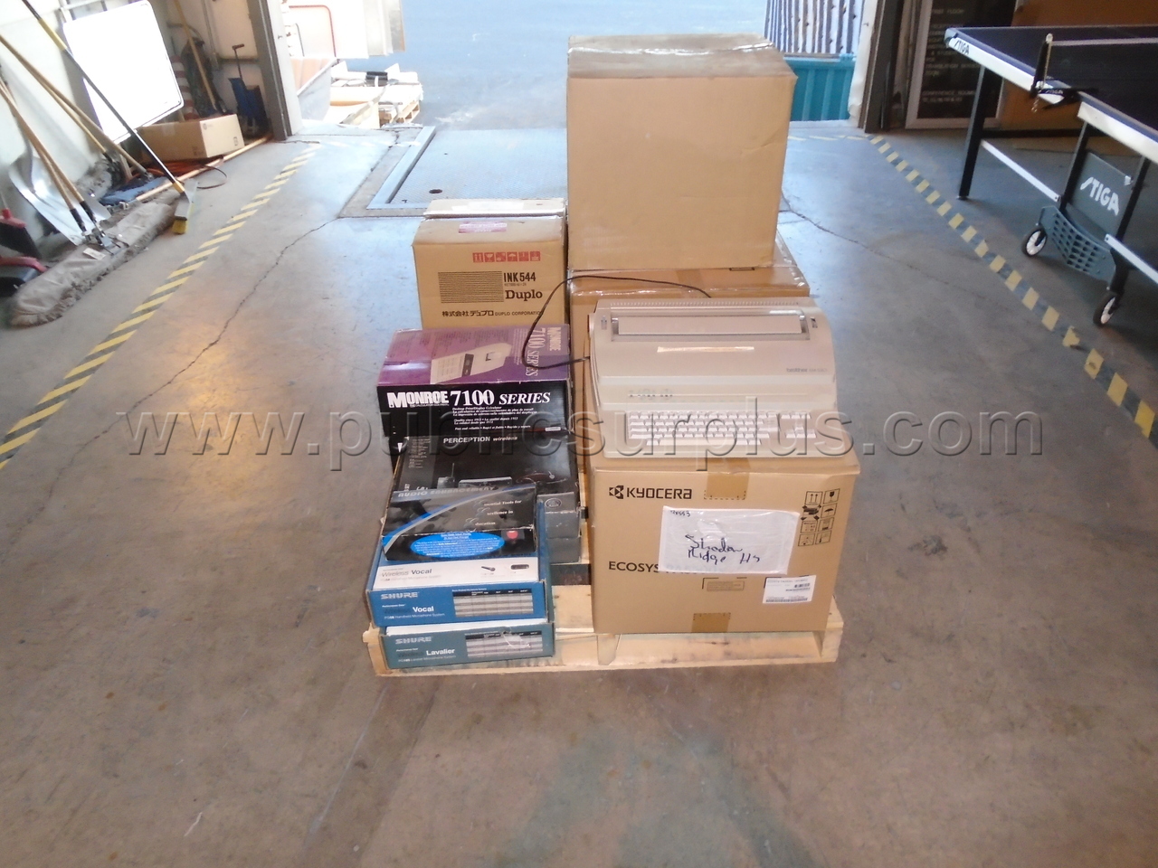 MISCELLANEOUS1  MICROPHONE & 2 Monroe 700 Series & ELECTRIC TYPE WRITER .... ECT — photo 1