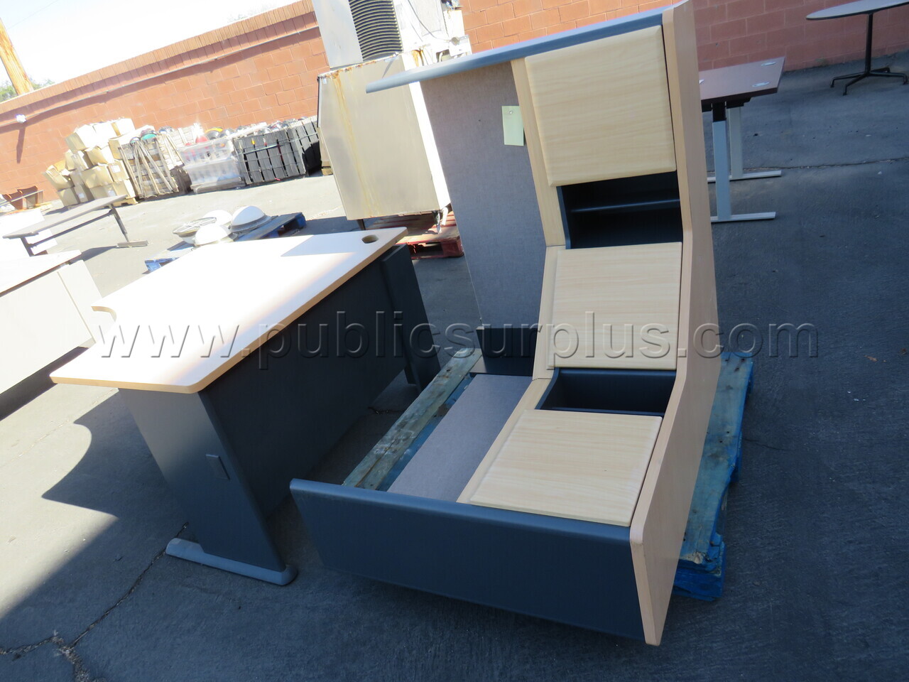 Desk with Hutch — photo 1