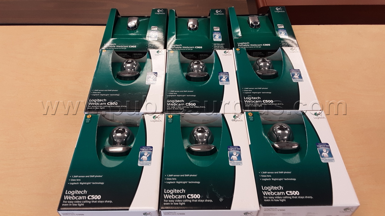 9 LOGITECH WEBCAMS — photo 1