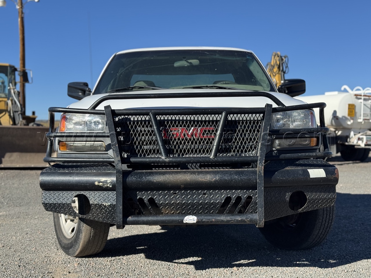 2005 GMC Sierra 2500 HD — photo 1