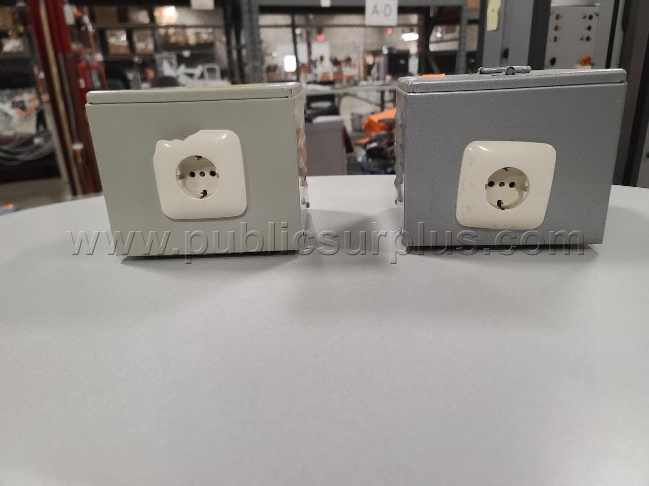 Step-Up/Step-Down Transformers (2 Units) - 110V to 220V Power Conversion Boxes — photo 1