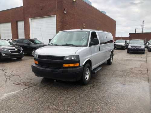 2020 Chevrolet Express 2WD Passenger Van 184,457 Miles T3056 — photo 1