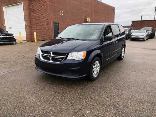 2015 Dodge Grand Caravan FWD Passenger Van 104,090 Miles S5564 — photo 1