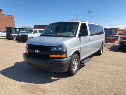 2020 Chevrolet Express 3DR RWD Van 202,378 Miles T3059 — photo 1