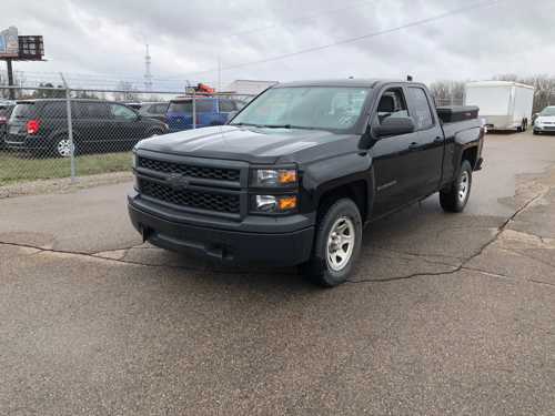 Tow Out 2015 Chevrolet Silverado 4DR 4WD Pickup Truck 126,297 Miles S6100 — photo 1