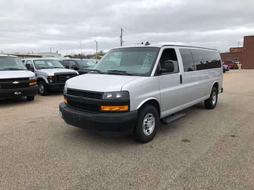 2019 Chevrolet Express 3DR RWD Van 177,727 Miles T1787 — photo 1