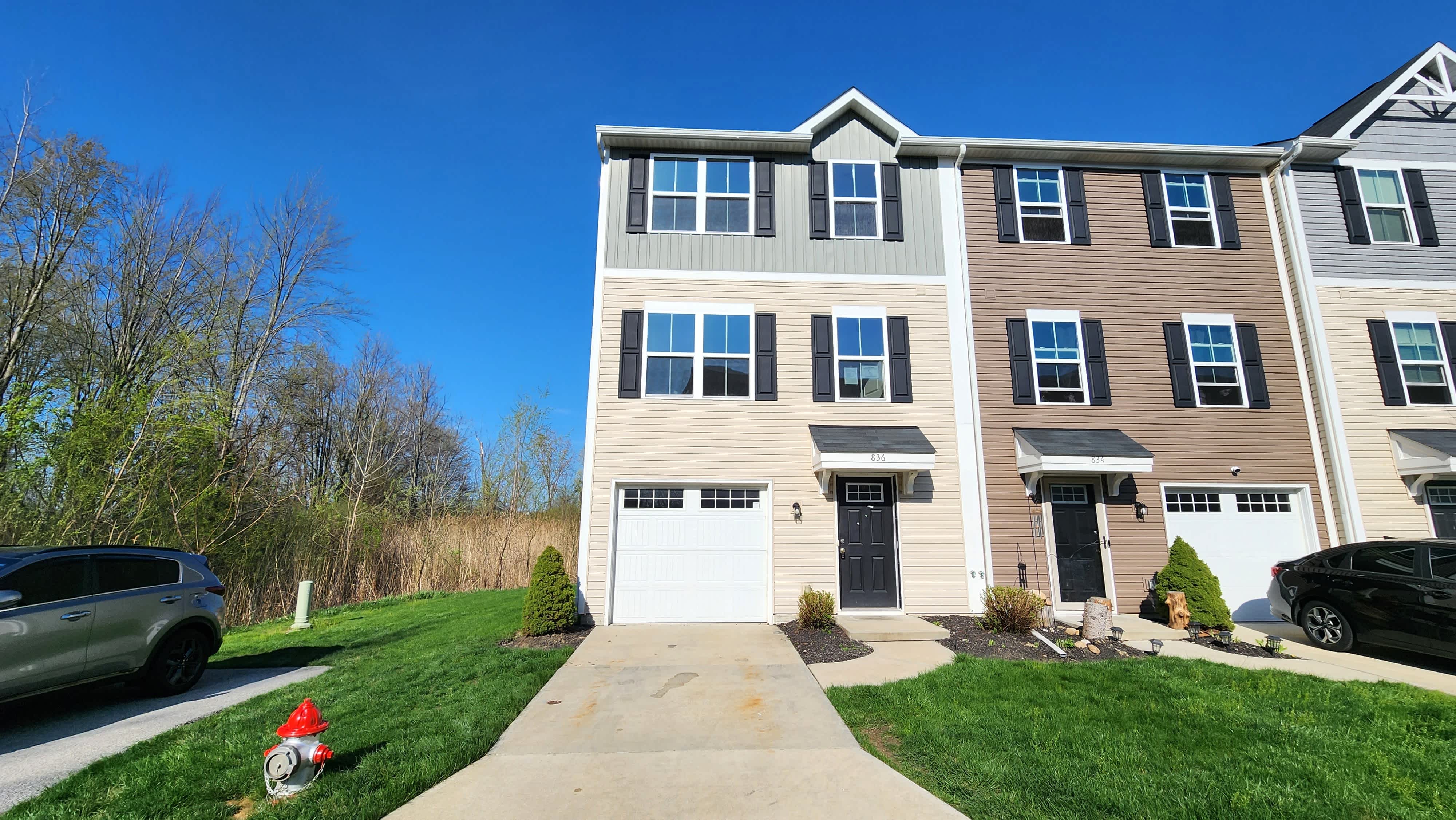 HUD Home — 836 Sugarberry Ct, Painesville, OH 44077