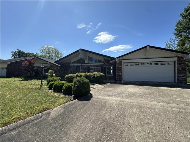 HUD Home — 532 Ridgewood Dr, Pryor, OK 74361