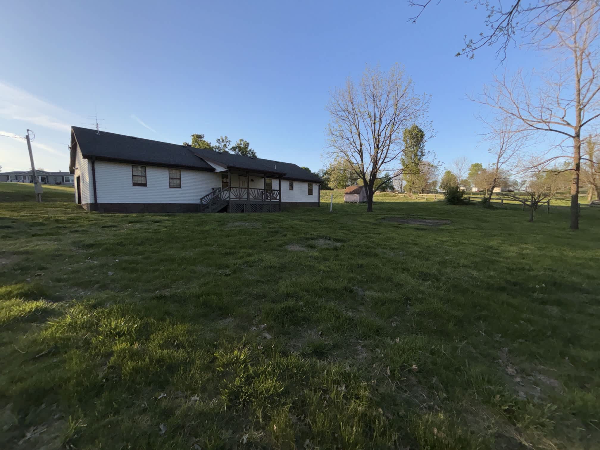 HUD Home — 186 Blakemoore Ln, Smithfield, KY 40068 — photo 1