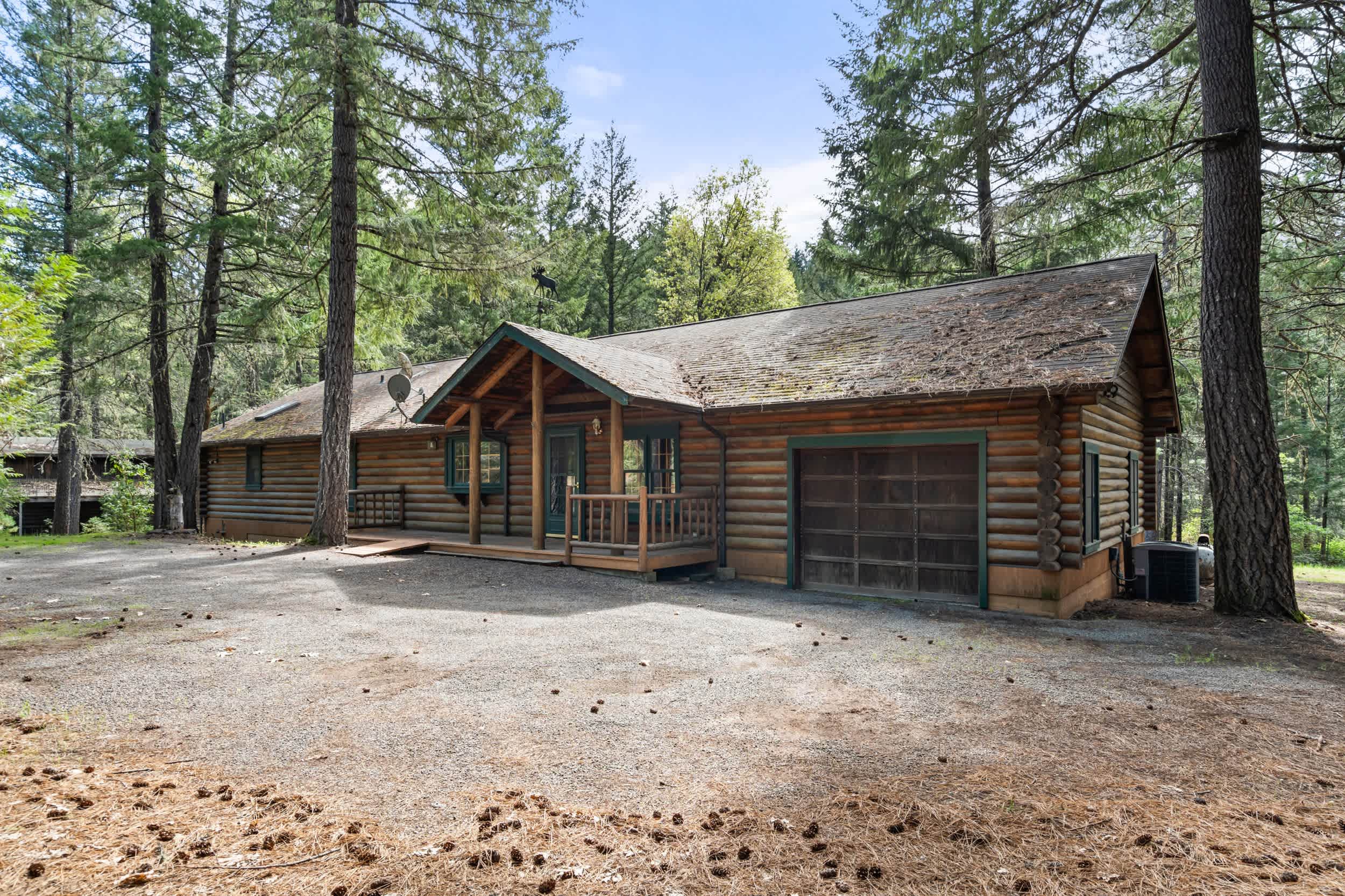 HUD Home — 453 Glendon Rd, Kerby, OR 97531 — photo 1