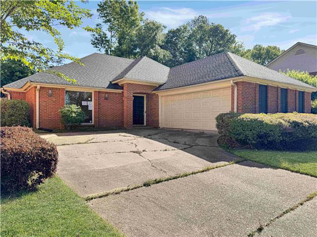 HUD Home — 74 Robinwood Pl, Jackson, MS 39211 — photo 1