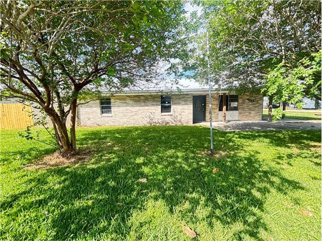 HUD Home — 400 Third St, Lockport, LA 70374 — photo 1