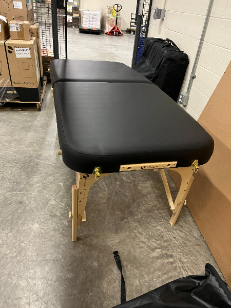 Massage Table — photo 1
