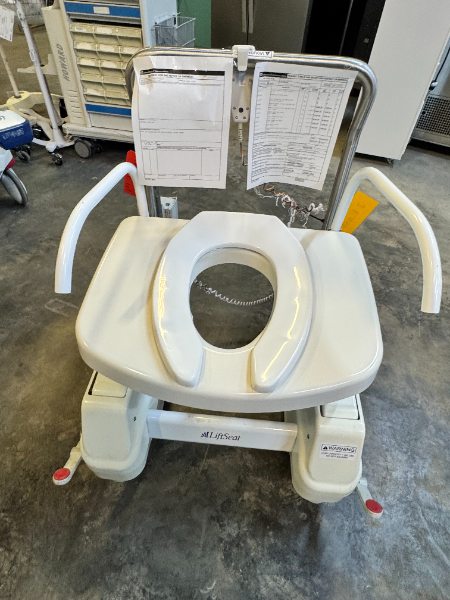 LiftSeat Powered Toilet lift — photo 1
