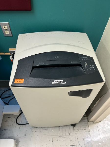 Shredder Machine — photo 1