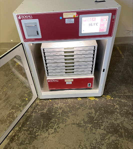 Agitator and Incubator — photo 1