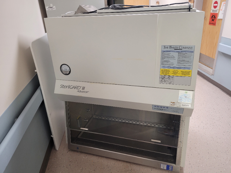 LAMINAR FLOW HOOD — photo 1