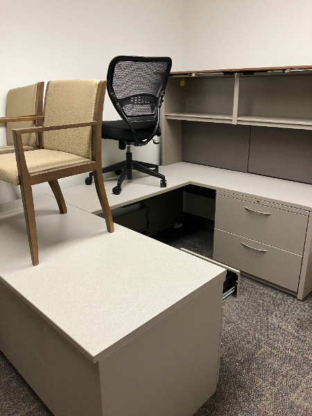 OFFICE FURNITURE — photo 1