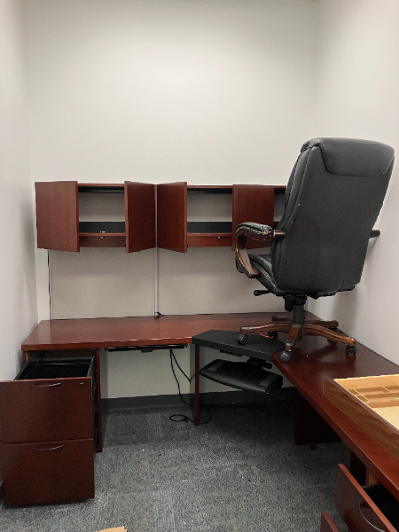 OFFICE FURNITURE — photo 1