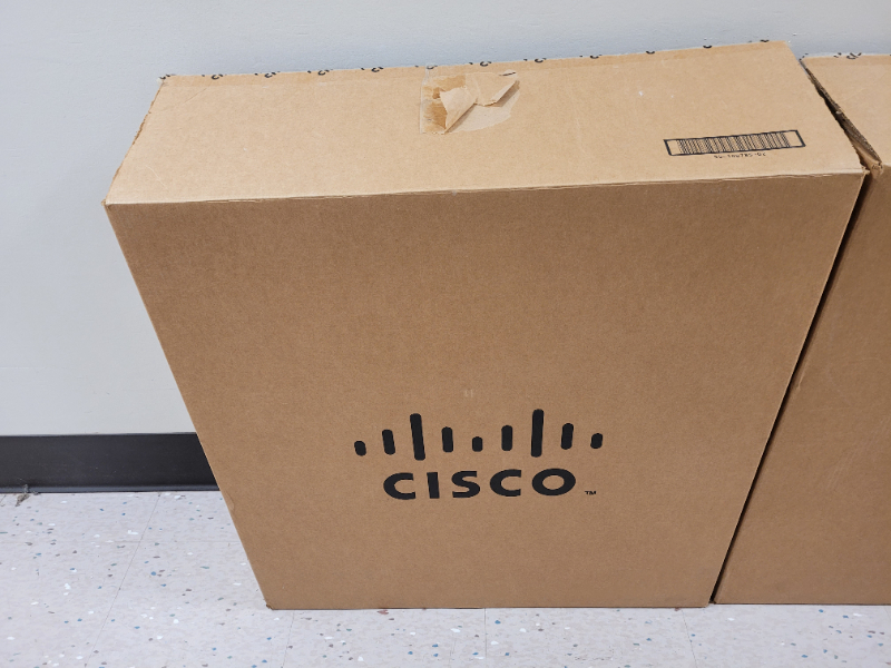 CISCO DX80 — photo 1
