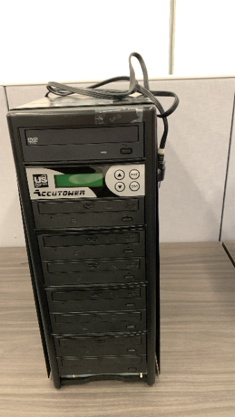 CD/DVD Duplicator — photo 1