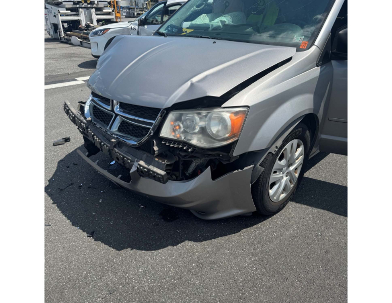 2016 Dodge Grand Caravan 4dr — photo 1