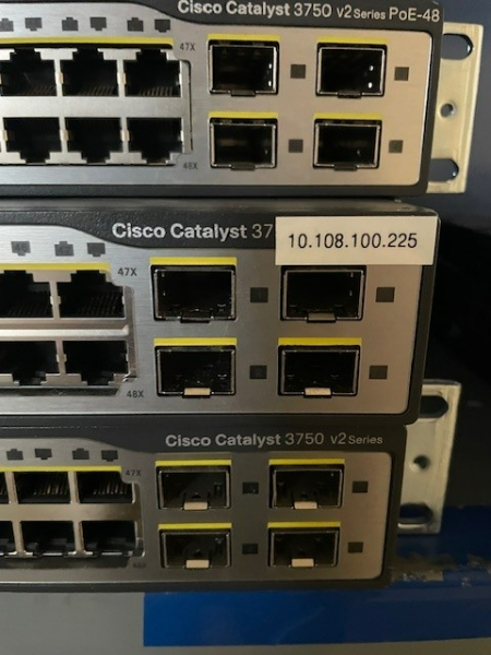 Various IT Equipment — photo 1