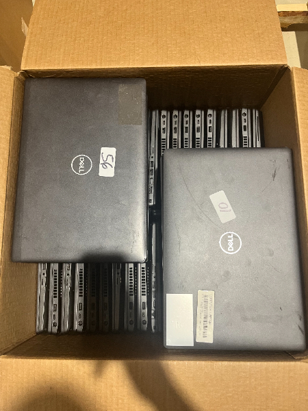 DELL  LAPTOPS — photo 1