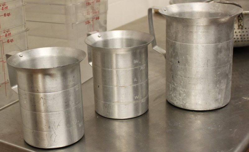 Stainless steel containers — photo 1