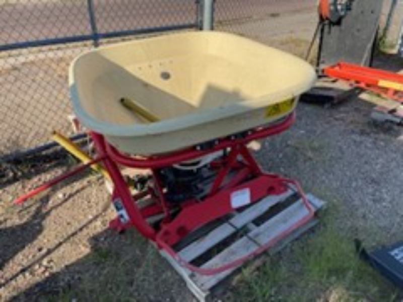 Spreader Attachment — photo 1