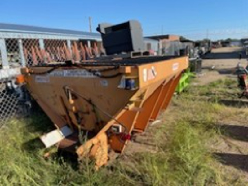 Salt Spreader — photo 1