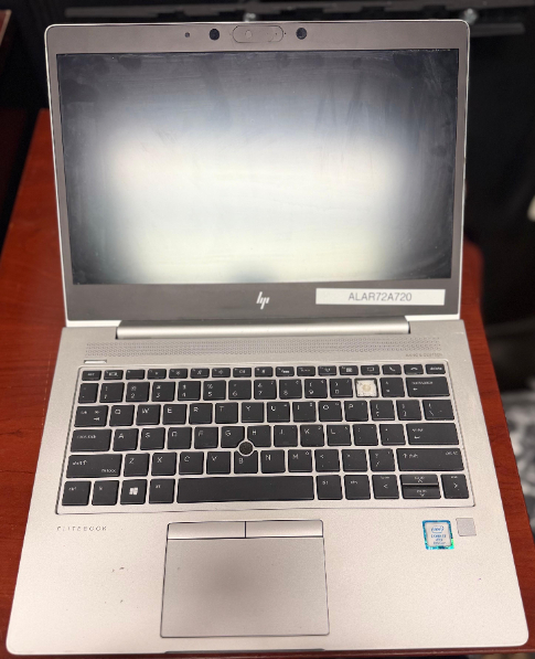 HP Laptop — photo 1