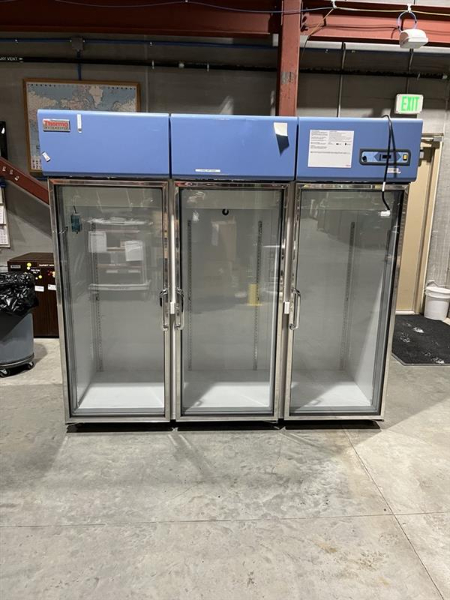 Lab Refrigerator — photo 1