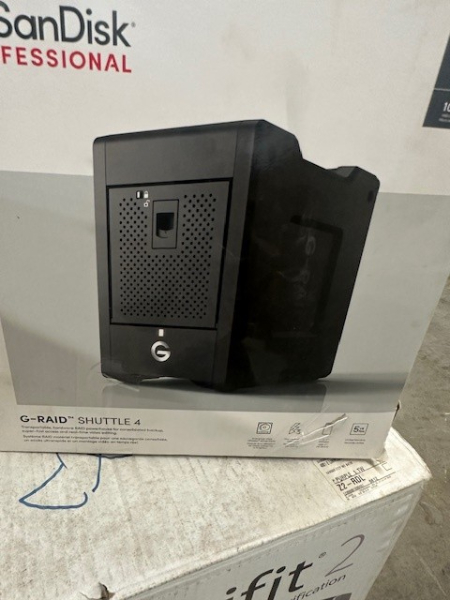 SanDisc G-Raid Shuttle 4