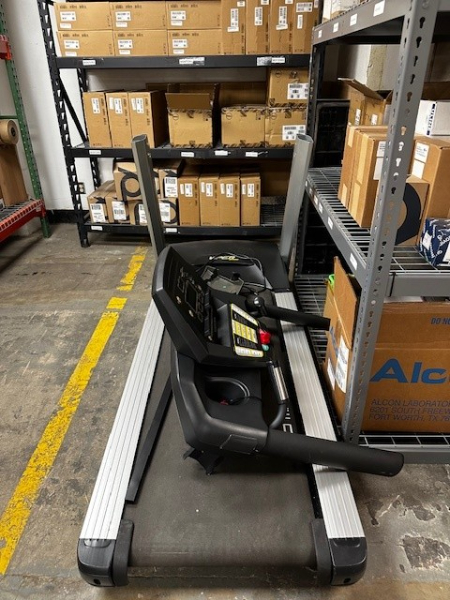 Promaxima Viper Series Treadmill — photo 1