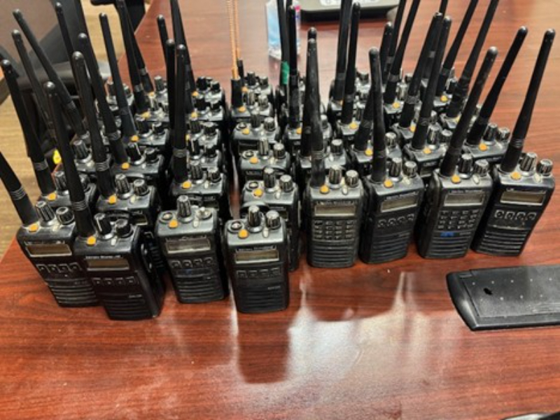 Vertex EVX Radio and Charger Lot — photo 1